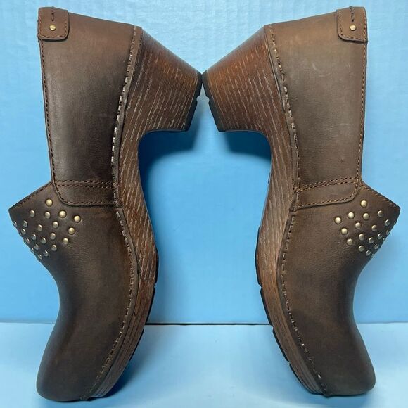 Dansko Womens Mavis Milled Studded Brown Nubuck Clogs EU38/US7.5-8 - Picture 6 of 10